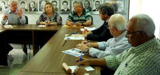 Aposentados se unem pela votação do PL 4434/08 e da PEC 555