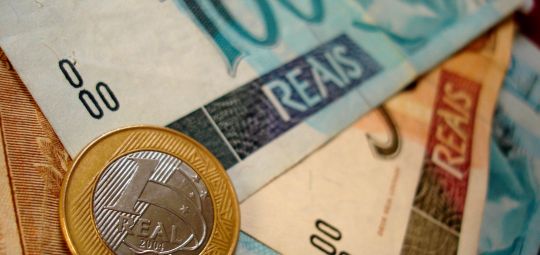 Governo Dilma sufoca população com aumento de impostos