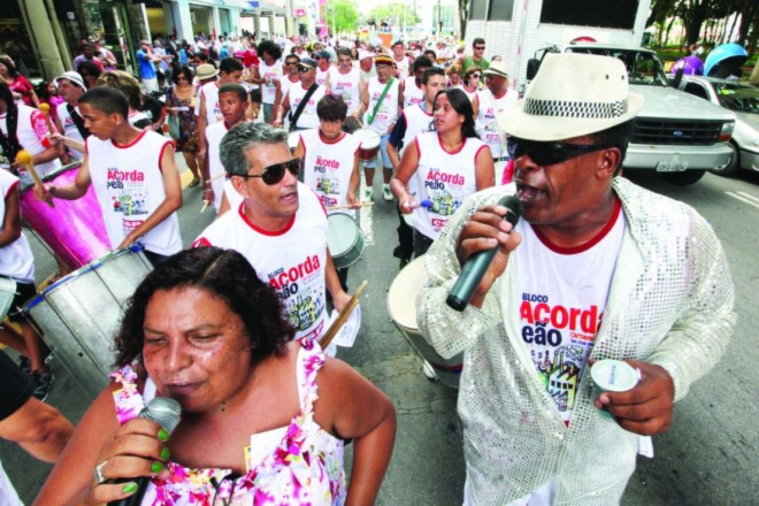 Bloco Acorda Peão desfila neste sábado com críticas a Dilma e Alckmin