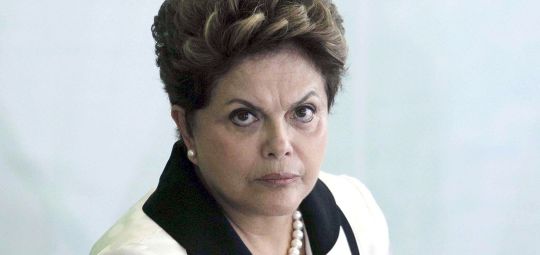Dilma edita MP do salário mínimo sem previsão de ganho real a aposentados
