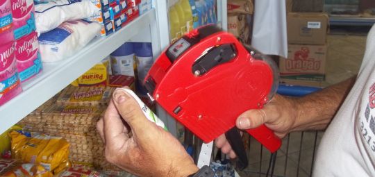 Inflação oficial de março é a maior para o mês desde 1995