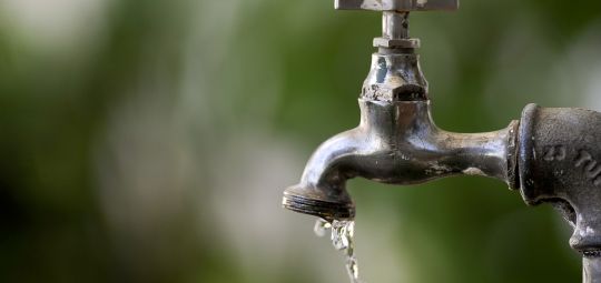 Associação de consumidores tenta derrubar aumento na conta de água