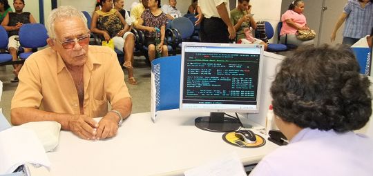 Valor médio das aposentadorias e pensões é inferior a um salário mínimo e meio