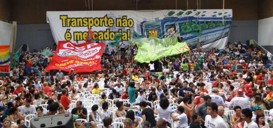 Encontro Nacional de Lutadores define mobilizações nos estados em outubro  