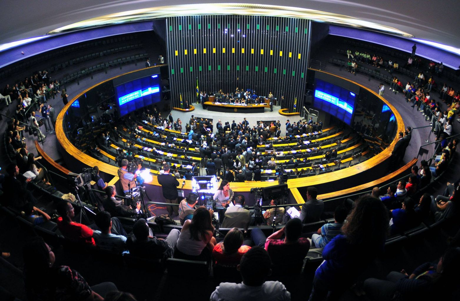 Sessão do Congresso para análise de vetos presidenciais é cancelada