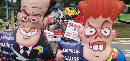 Trabalhadores protestam contra governo Dilma, PT, PMDB e PSDB