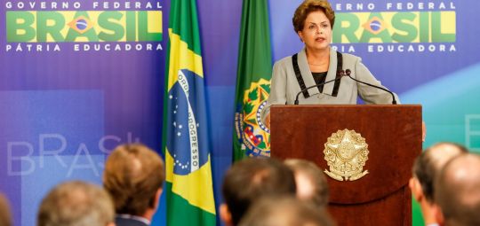Isenções fiscais de Dilma a patrões já somam R$ 342 bilhões