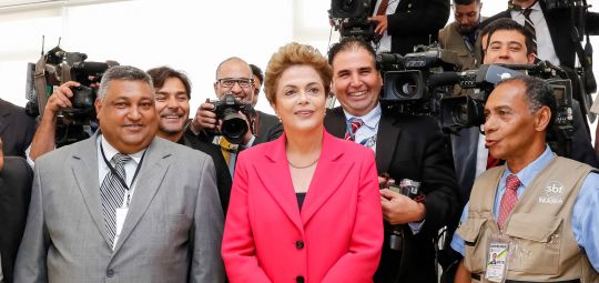 Dilma afirma que governo vai impor idade mínima para aposentadoria