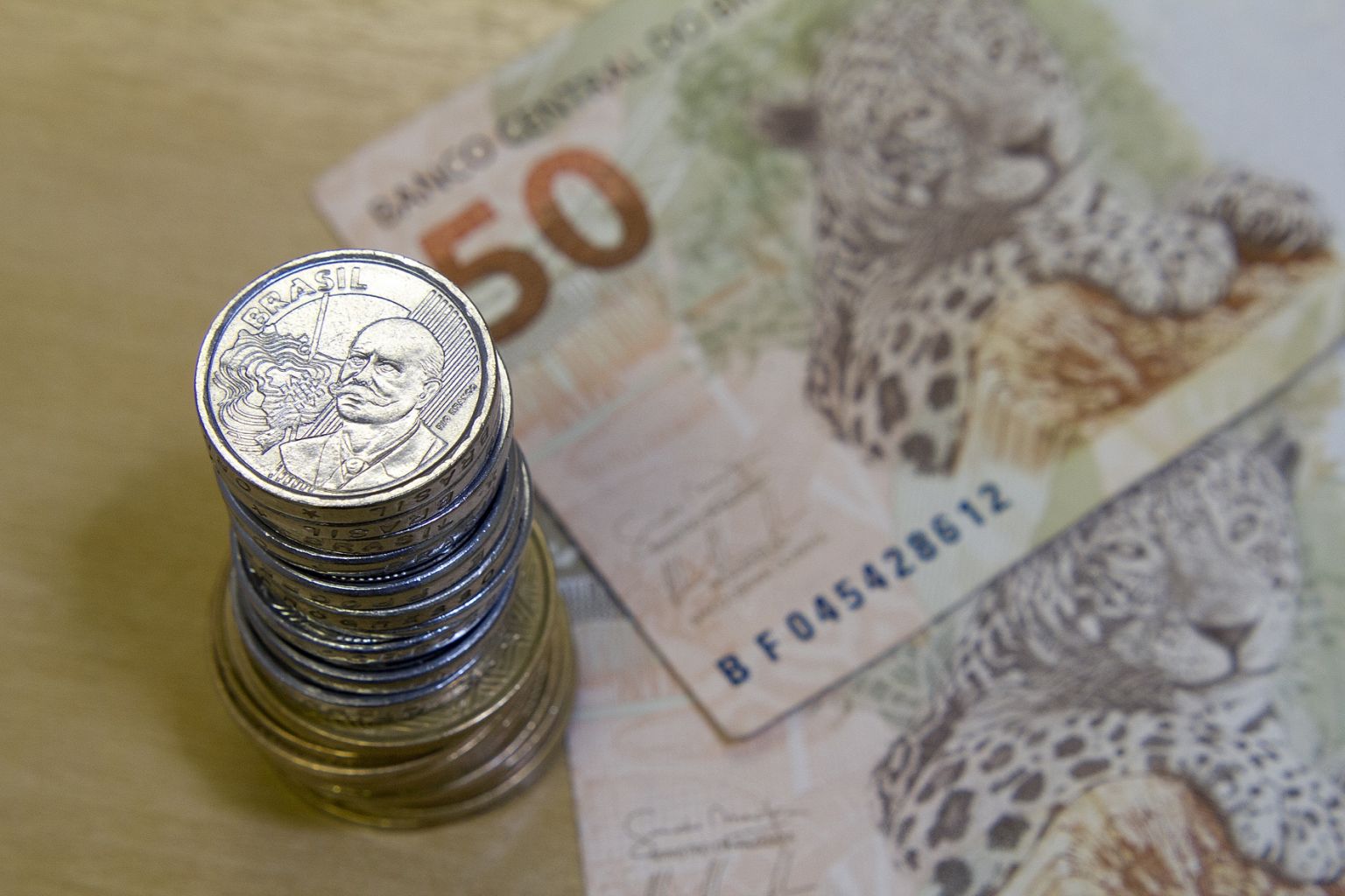 Governo confirma 11,28% de reajuste para aposentadorias e pensões acima do piso