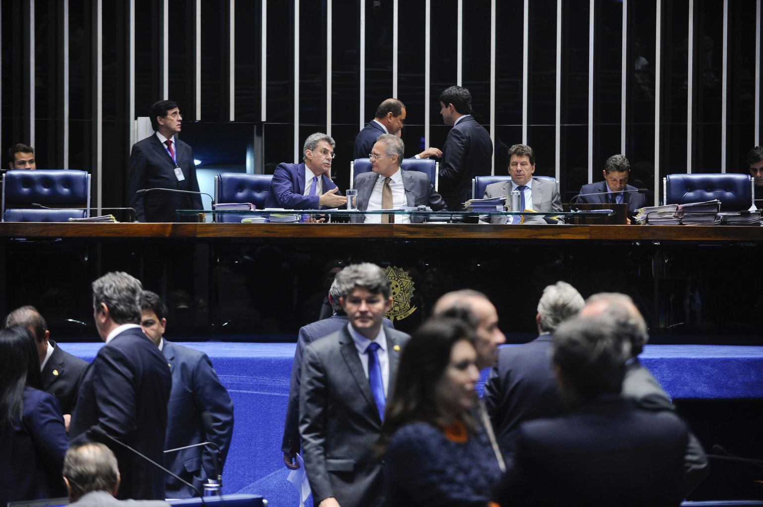 Senado aprova DRU e aumenta desvio dos recursos da Previdência Social