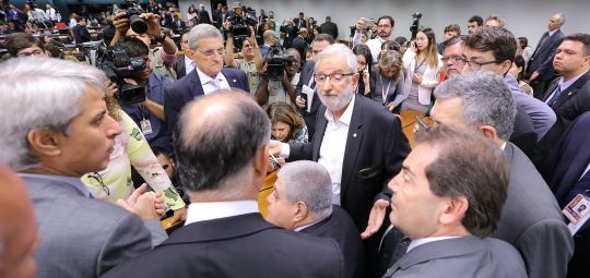 Comissão Especial aprova texto-base da reforma da Previdência na Câmara