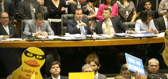 Deputados livram Temer de segunda denúncia. É preciso tomar as ruas!
