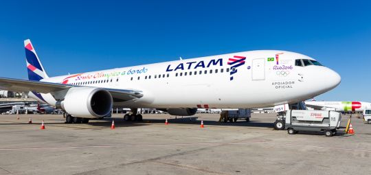 Após terceirização, Latam dispensa 1.200 funcionários em SP e no Rio