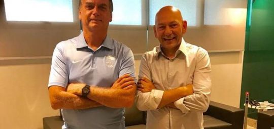MPT processa dono da Havan por ‘coagir’ empregados a votar em Bolsonaro