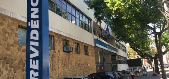 INSS começa a pagar segunda parcela do 13º salário