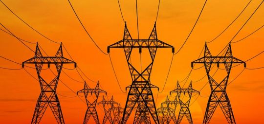 Governo aumenta conta de luz com reajuste de até 50% no valor das bandeiras tarifárias