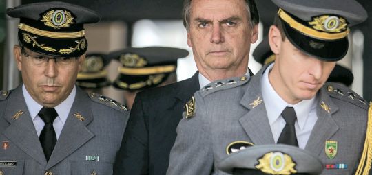 Em defesa das liberdades democráticas, todo repúdio aos atos que defendem ditadura militar!