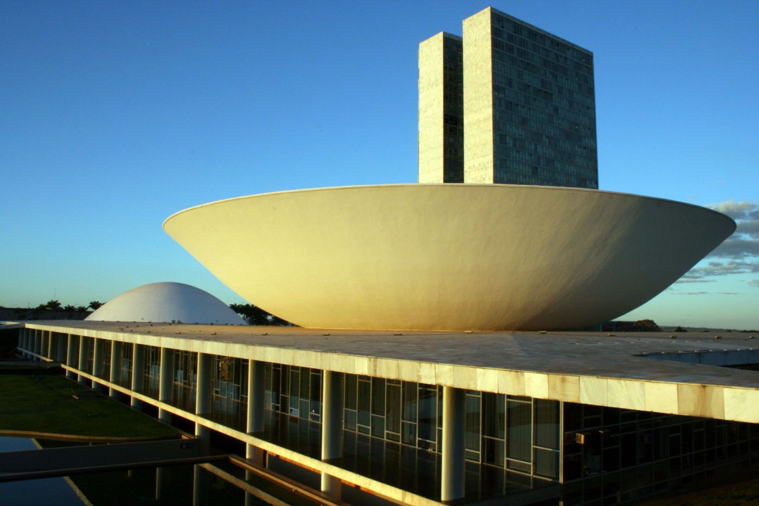 Aposentados pressionam parlamentares por projetos de seu interesse. Saiba quais são eles