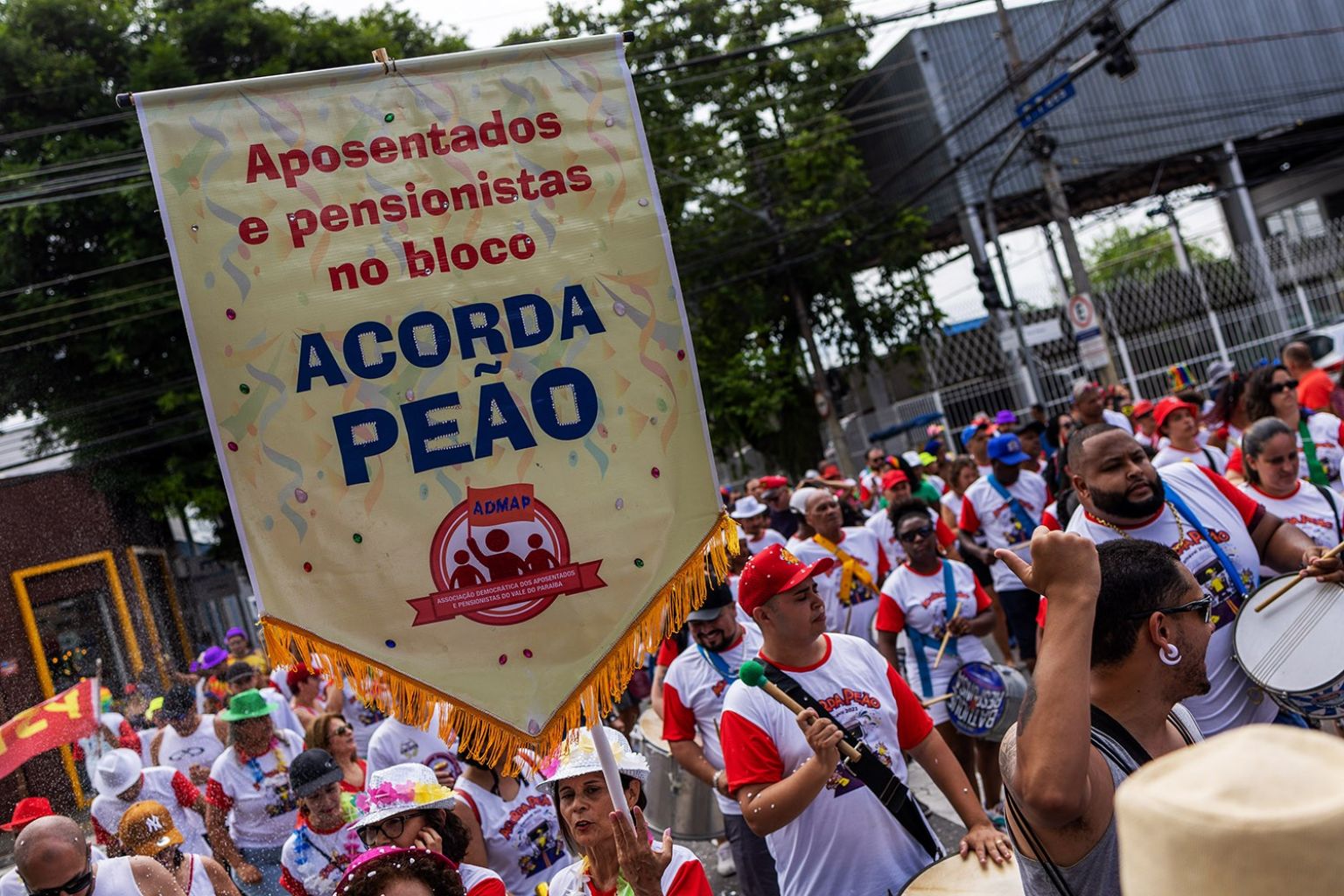 Admap convida aposentados para desfilar no bloco Acorda Peão