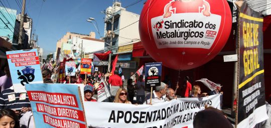 Passeata da Greve Geral em 30 de junho